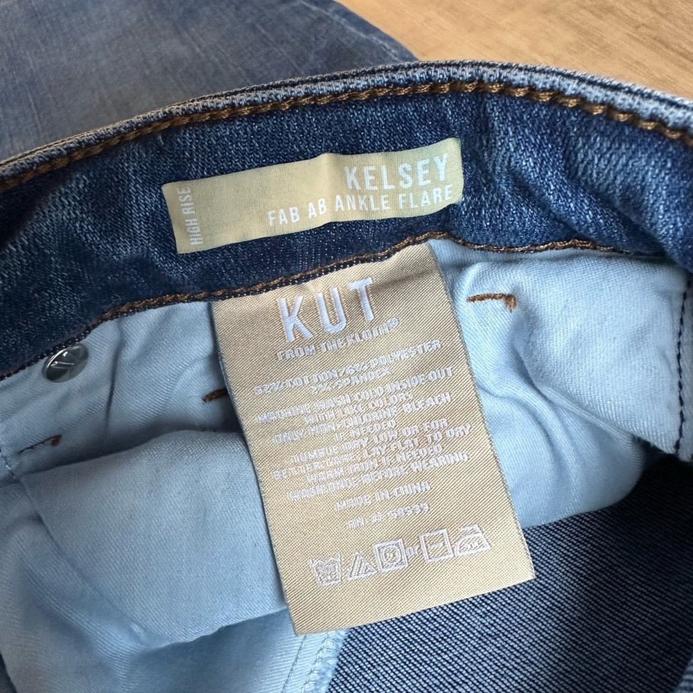 Kut from the Kloth High Rise Kelsey Ankle Flare Dark Blue Jeans - Size 14 - Picture 3 of 7